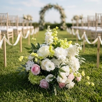 Arrangements floraux artificiels réalistes faits main en hortensias roses et verts pour mariages, centres de table, baby showers et allées de fête