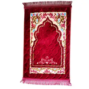 Wholesale Portable Muslim Pilgrimage Blanket Quilting Mat Non-slip Folding Muslim Prayer Mat Islamic Prayer Rug