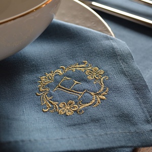Serviettes de table en coton et lin avec logo personnalisé d'un fabricant de serviettes pour événements commerciaux - Product Image 1