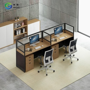 Elegante Scrivania in Vetro con Partizione in Alluminio, Postazione di Lavoro Singola di Alta Qualità per Ospedali, Scuole e Uffici - Product Image 5