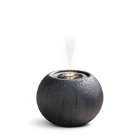 Fontaine solaire de jardin avec lumières LED changeantes de couleur, grande fontaine ronde en résine noire pour la décoration de patio et de jardin