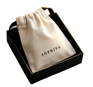 Pochette à cordon en toile personnalisée avec logo, sac cadeau en coton pour bague, boucles d'oreilles, collier, pochette d'emballage pour bijoux de mariage - Product Image 1