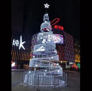 Niedriger Preis Custom Outdoor Commercial Riesen Metallrahmen Weihnachts baum LED Licht Weihnachts baum mit Motiv lichtern