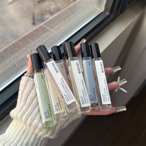 Perfumes de Lujo para <span class=keywords><strong>Hombre</strong></span> al por Mayor, Aromas Duraderos para Uso Personal y Sets de Regalo, Fragancias al por Mayor - Product Image 4