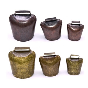High Quality Sound Crisp Retro Pet <strong>Bells</strong> Cow <strong>Bells</strong> Noise Makers Bronze Metal Cow <strong>Bell</strong> - Product Image 1