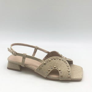 Sandali quadrati <span class=keywords><strong>con</strong></span> <span class=keywords><strong>tacco</strong></span> basso alla moda da donna <span class=keywords><strong>con</strong></span> <span class=keywords><strong>borchie</strong></span> - Product Image 4