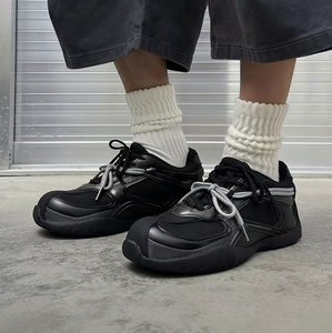 Zapatillas deportivas de malla de lujo para correr, estilo urbano, con doble cordón, retro de caña baja, estilo casual para parejas - Product Image 2