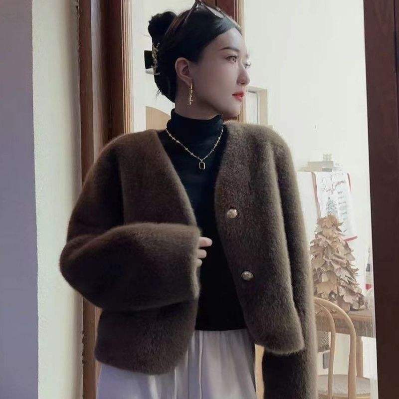 สีน้ำตาล