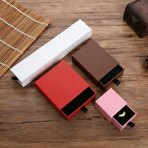 Offre Spéciale : Boîte à Bijoux Tendance avec Tiroirs pour Rangement de Boucles d'Oreilles, Bagues, Colliers et Accessoires – Idéale pour Cadeau et Emballage - Product Image 1