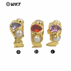 خاتم كوكتيل WT-MPR011 WKT حصري أنيق من اللؤلؤ الطبيعي وحجر الزركونيا المكعب، خاتم نسائي عصري مطلي بالذهب بحجر الحمم البركانية غير المنتظم - Product Image 3