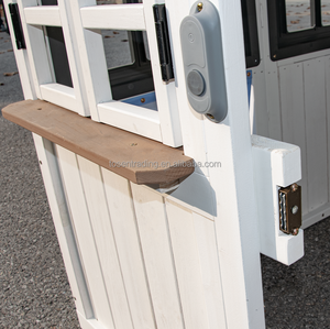 Casita de Juegos de Madera Blanca para Exteriores con Mostrador y Banco, Tienda de Juego de Imitación para Niños con Pizarra y Toldo - Product Image 5