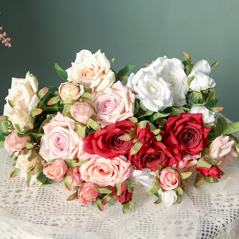 Rosa artificial de ramos únicos em massa de fábrica, flores decorativas de alta qualidade com toque real, peça central de casamento