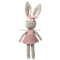 Ballerine personnalisée en crochet faite à la main en usine, poupée en peluche lapin dansant Amigurumi cadeau pour les filles