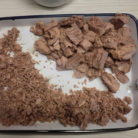 Thon en conserve de qualité supérieure OEM, morceaux de thon en huile végétale HALAL, thon de chair claire pour salades et sandwichs