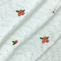 Tissu en coton doux brodé à motifs floraux blancs et rouges, avec œillets, épais, pour vêtements de bébé, emballage en rouleau, personnalisé, 40s 60s