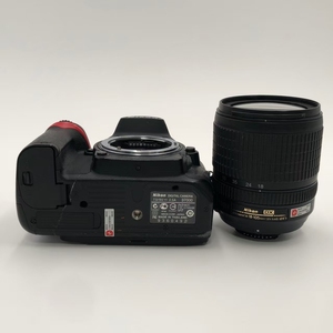 Appareil photo reflex numérique d'occasion en gros <span class=keywords><strong>D7000</strong></span> avec kit VR 18-105mm, 16,2MP, double emplacement pour carte SD, corps en magnésium, qualité supérieure, reconditionné pour la revente - Product Image 5