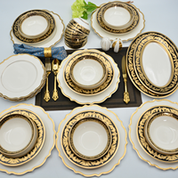 Service de table de luxe en porcelaine fine, style royal, avec décorations en or véritable, assiettes et bols