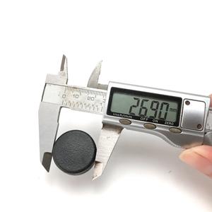 Coussin <span class=keywords><strong>de</strong></span> <span class=keywords><strong>pied</strong></span> réglable M8 Coussin à fond rond Équipement <span class=keywords><strong>de</strong></span> fitness Caoutchouc épais et silencieux Double support <span class=keywords><strong>Table</strong></span> et chaise Anti-collision - Product Image 3