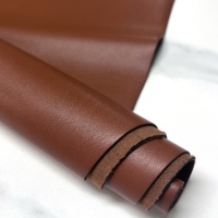 Superweiches und bequemes PU-Leder für Taschen, Kleidung und Handyhüllen.