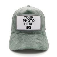 Gorra Trucker de Terciopelo Personalizada al por Mayor, 6 Paneles, con Apliques Bordados, Gorra Trucker de Terciopelo Negro