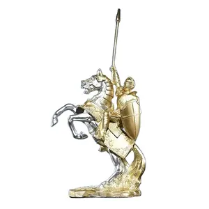 Souvenir Oorlog Paard Ridder Beeld Handwerk Hars Gouden Krijger Oorlog Pantser Krijger Sculptuur Cadeau Aanrecht Decoratie