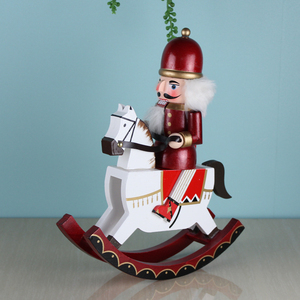 Ornamenti Decorativi Personalizzati da 30 cm, Artigianato in Legno, Cavallo a Dondolo, Cavallo da Guerra in Legno, Schiaccianoci a Forma di Marionetta in Noce - Product Image 5