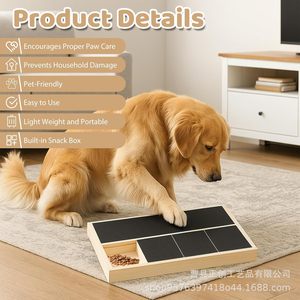 Planche à gratter en bois pour la coupe des ongles de chien, station d'alimentation multi-compartiments pour friandises, outil de toilettage pour animaux de compagnie - Product Image 2