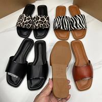 Sandales plates décontractées pour femmes, tendance et polyvalentes, à semelles souples antidérapantes, pour l'été