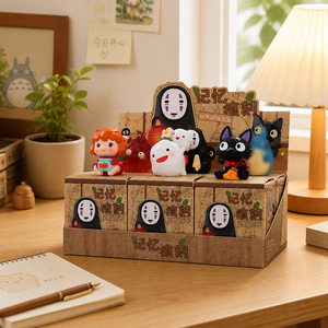 Figurines miniatures en bois gravées avec mémoire, lot de 6 boîtes mystères, personnages de dessins animés mignons, ornement de bureau, décoration de collection, cadeau - Product Image 5