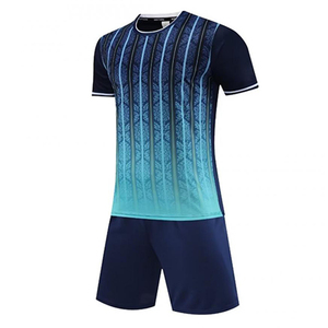 Set di Abbigliamento Sportivo da <span class=keywords><strong>Calcio</strong></span> Personalizzato all'Ingrosso, Traspirante, Stagione 25/26, Maglia e <span class=keywords><strong>Pantaloncini</strong></span> per Club, Scuole e <span class=keywords><strong>Squadre</strong></span> - Product Image 2