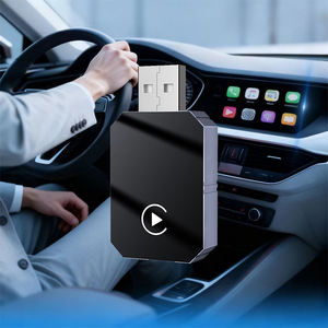 Adaptateur sans fil CarPlay 2 en 1 noir à faible consommation d'énergie pour la navigation et le divertissement en voiture - Product Image 1