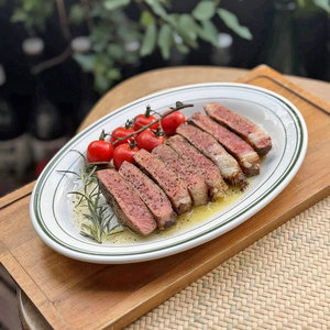 Plato Ovalado de Porcelana Estilo Americano Tuxton Green Line Premium al por Mayor, con Acabado Bajo Esmalte, para Servir Carne en Restaurantes Occidentales - Product Image 1