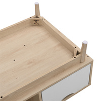 Table basse moderne en bois blanc de qualité supérieure avec finition grain de chêne pour le mobilier de salon