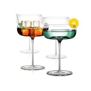Unique Martini Glasses 8 oz Crystal Round Martini Coupe Glass Art Deco Fancy Cocktail Glasses para Pisco Sour
