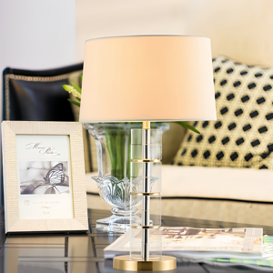 Goldene Moderne Kreative Kristall-Tischlampe mit Netzanschluss, Dimmbar, Warmweißes Licht für Schlafzimmer, Wohnzimmer, Arbeitszimmer - Product Image 1