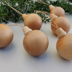 Ensemble <span class=keywords><strong>de</strong></span> boules <span class=keywords><strong>de</strong></span> Noël en bois naturel non finies, boules suspendues pour arbre <span class=keywords><strong>de</strong></span> Noël, minimalistes, écologiques, décorations <span class=keywords><strong>de</strong></span> Noël, étiquette cadeau - Product Image 1