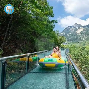 Manèges de divertissement en plein air, toboggan aquatique en verre de montagne, montagnes russes avec construction en métal et en fibre de verre, défilant dans les airs - Product Image 6