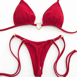 Ensemble de bikini deux pièces rouge pour femme, soutien-gorge triangle et bas de bikini string, couleur unie, maillot de bain extensible en spandex et nylon tricoté - Product Image 1