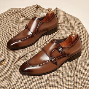 รองเท้าหนังผู้ชายแบบคลาสสิกคุณภาพสูง ดีไซน์ใหม่ทันสมัย เหมาะสำหรับงานธุรกิจและงานปาร์ตี้ - Product Image 2