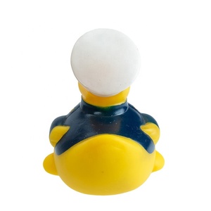 Vente en gros de jouets de bain et douche pour enfants jouets aquatiques mignons petits canards jaunes sur le thème de la police - Product Image 5