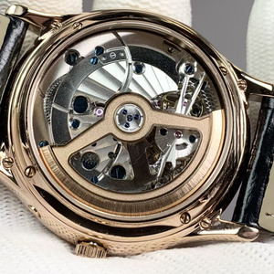 Reloj de Hombre de Alta Gama con Tourbillon de Diseño, Textura Premium, Función de Fase Lunar, Visualización de Fecha y Cristal de Zafiro - Product Image 4