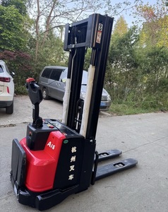 Chariot élévateur à palettes électrique compact avec capacité de 1,5 tonne, hauteur de levage de 5500 mm, type marcheur, auto-chargeur - Product Image 1