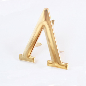 Etichetta Metallica <span class=keywords><strong>di</strong></span> Alta Qualità per Borsa Logo <span class=keywords><strong>di</strong></span> Design Inciso a Marchio Targhetta <span class=keywords><strong>di</strong></span> Metallo per Abbigliamento - Product Image 3