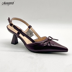 Nuove <span class=keywords><strong>Scarpe</strong></span> da <span class=keywords><strong>Donna</strong></span> di Lusso con Tacco Medio a Fiocco, Eleganti e Trendy, con Cinturino Posteriore, per Club e Occasioni Speciali - Product Image 1