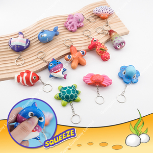 12 Estilos Novedosos de Llaveros de PU Suaves y Blandos de 8cm con Diseño de Vida Marina, de Levantamiento Lento, para Niños - Product Image 1