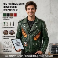 Blouson Biker Asymétrique Personnalisé pour Homme en Cuir Véritable de Vachette Pleine Fleur avec Épaulettes, Broderie Appliquée Flamme et Clous – Vêtement d'extérieur en Cuir Authentique