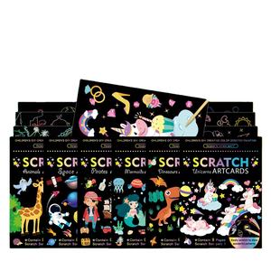 Çocuk DIY özel çizim oyuncaklar yaratıcı renk çizik boyama seti gökkuşağı sihirli Graffiti Scratch kağıt sanat çocuklar için - Product Image 2