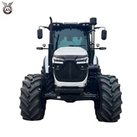 Tractor Agrícola 4x4 de 100-140HP con Motor Potente, Transmisión Automática, Resistente, Adaptable a Diversos Suelos, Multiusos