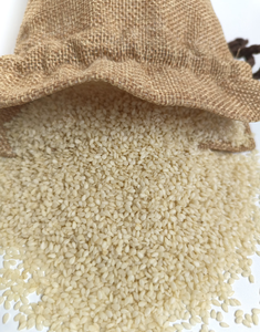 Graines de sésame blanc séchées en vrac pour la cuisson, prêtes <span class=keywords><strong>à</strong></span> consommer, nouveau mélange de sésame avec la peau, <span class=keywords><strong>épices</strong></span> de qualité supérieure de grade A - Product Image 1