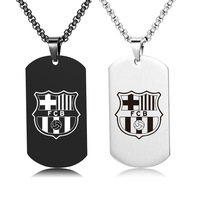 Collier en titane de marque militaire avec logo de football Cristiano Ronaldo en acier inoxydable, vue arrière, un accessoire indispensable pour les hommes